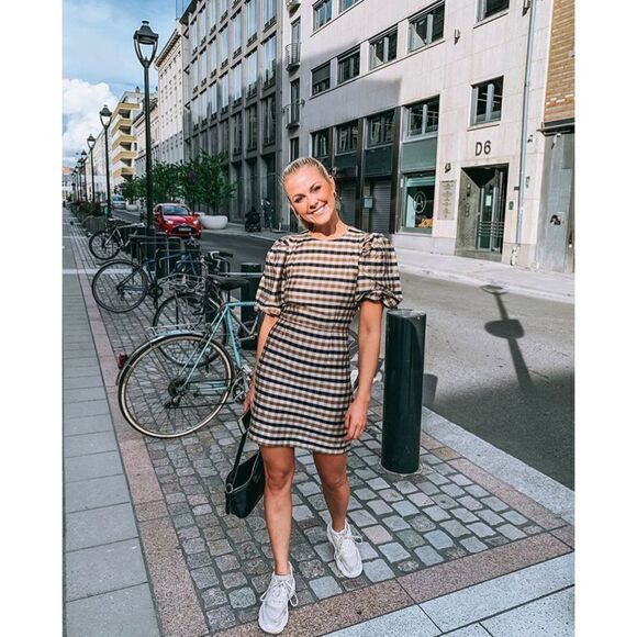 Checked Dress Puff Sleeves H&M - Picture 5 of 8